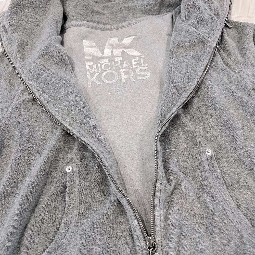 MK Zippered Front With Neckline Drawstring